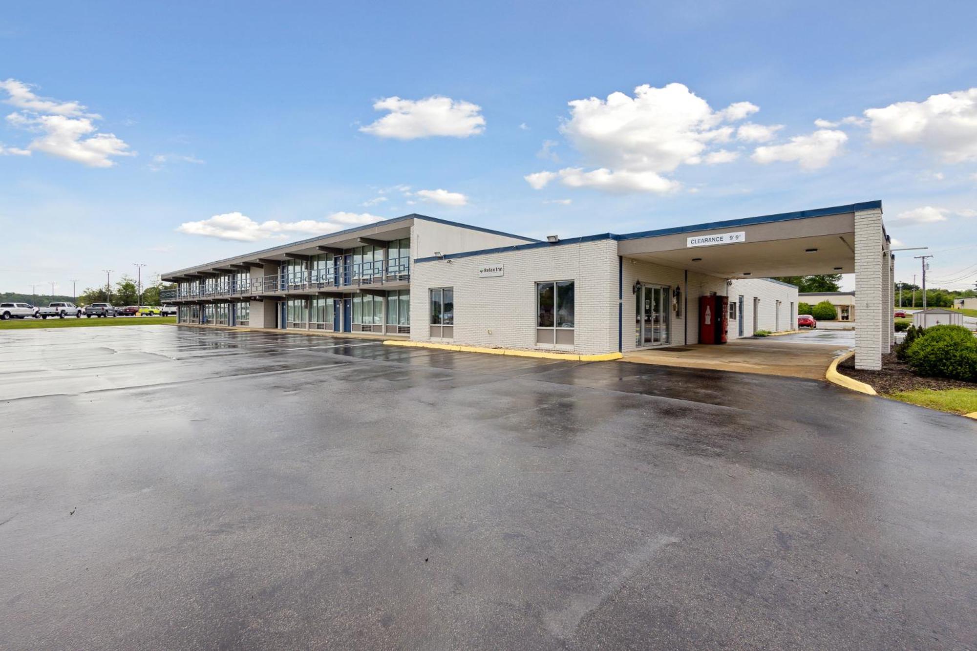 Relax Inn By Oyo Greeneville Near Hwy Us-321 Exterior photo